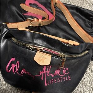 Glamaholic Lifestyle SIGNATURE LOGO FANNY PACK